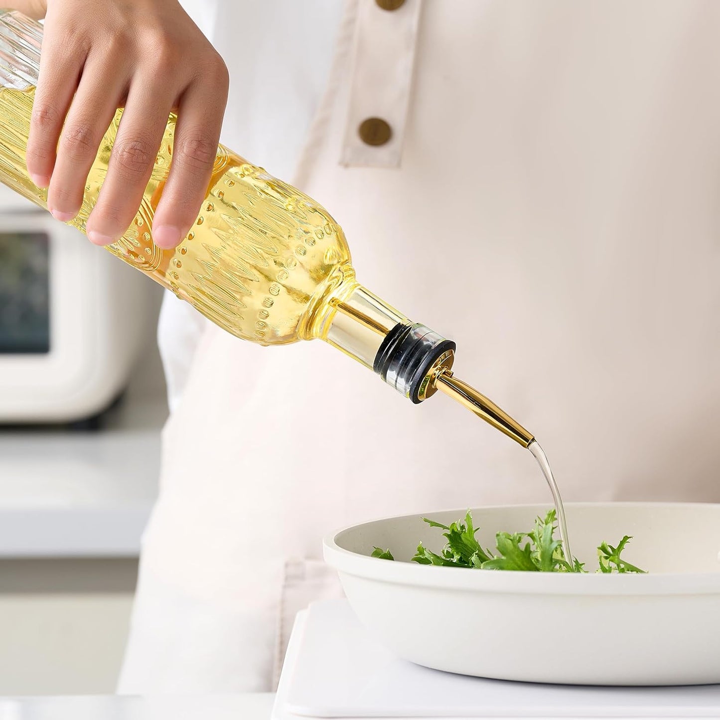 4 Pcs Olive Oil Dispenser Bottle for Kitchen,17oz Clear Glass Oil and Vinegar Dispenser Bottle Set, Classic Coffee Syrup Dispenser with 4 Stainless Steel Spouts and 1 Funnel (Round)