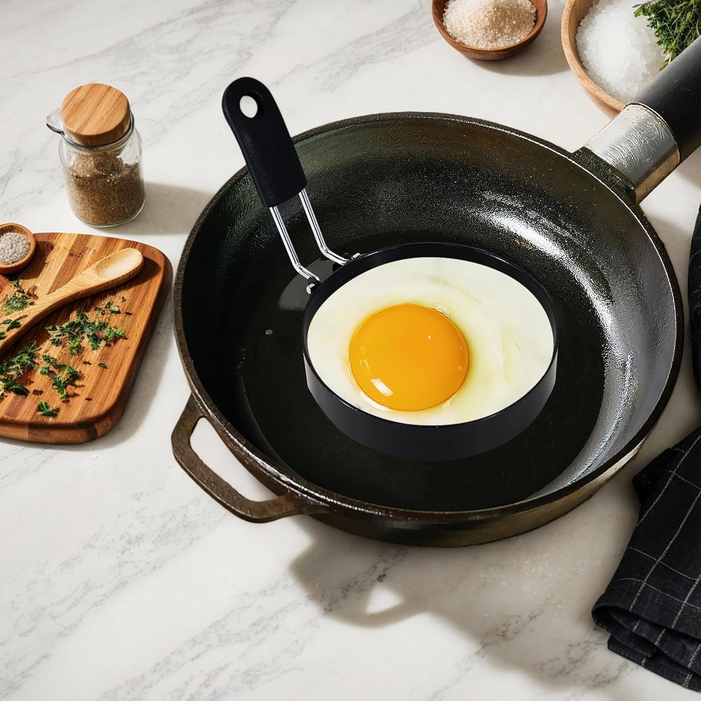 3.5'' Egg Rings with Silicone Handle, Stainless Steel Egg Cooking Rings，Nonstick，For Frying Eggs and English Muffins Pancake, Egg Mold Shaper For Breakfast