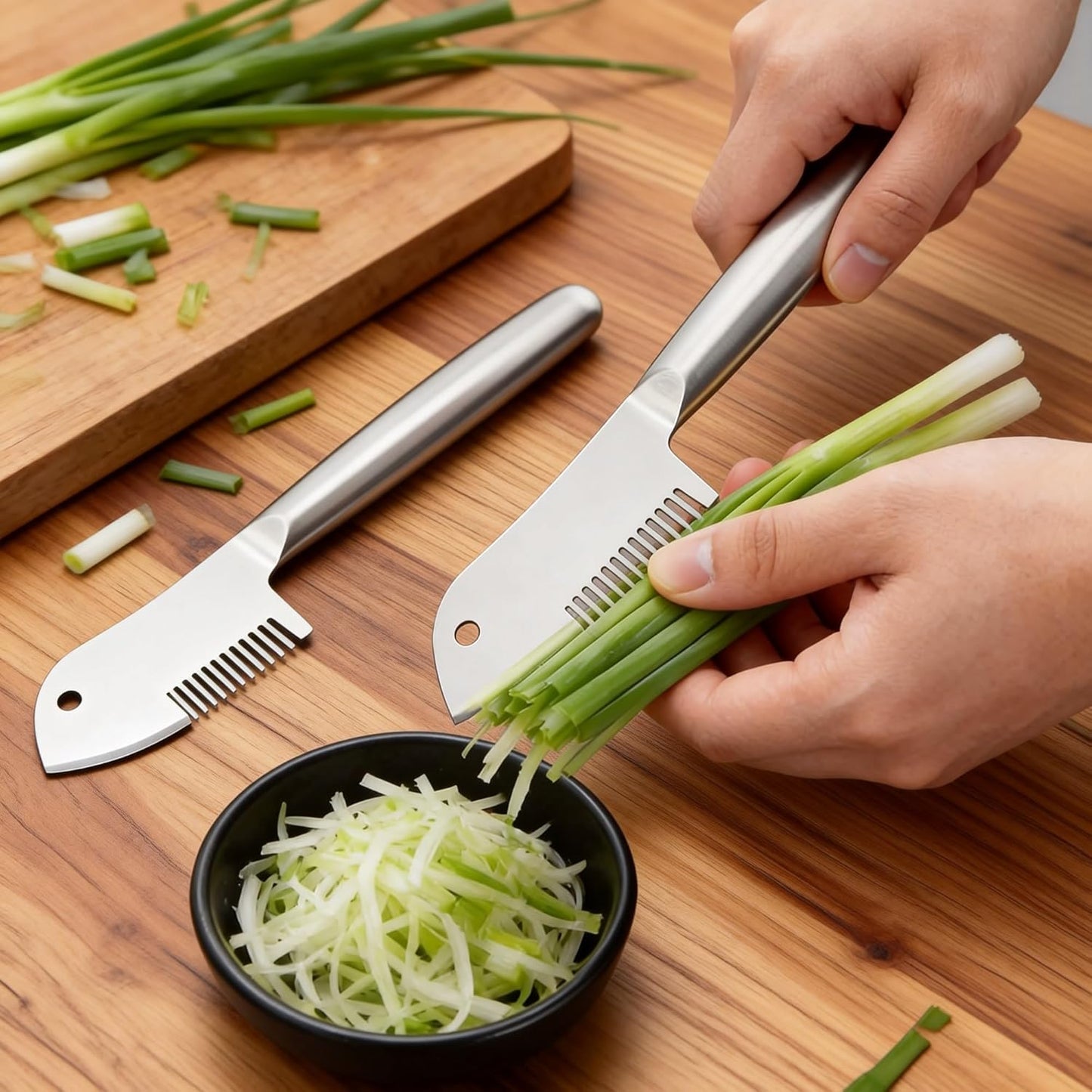 Stainless Steel Multi-purpose Julienne Peeler, Precision Julienne Blade, Vegetable Julienne Slicer Quick & Easy Kitchen Shredder Tool for Fruit, Potatoes, Carrot(1pcs)