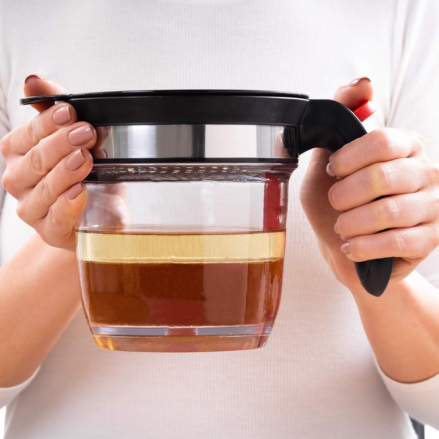 Oil Separator | 4-Cup Oil Fat Separator | Fat Separator with Strainer | Gravy Separator, Measuring Cup with Bottom Drain, Degreasing Cup