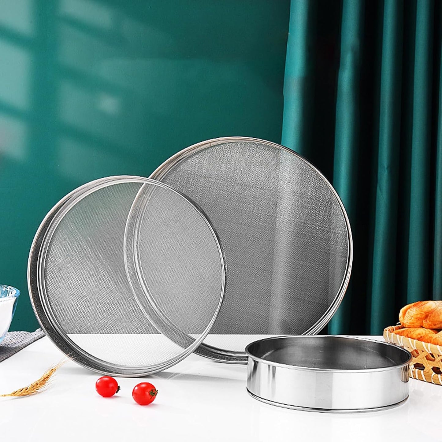 2 Pack Flour Sifter,Stainless Steel Fine Mesh Strainers Flour Sieve,8 Inch 60 Mesh and 10 Inch 40 Mesh for Baking Cake Bread (8"/60 mesh and 10"/40 mesh)