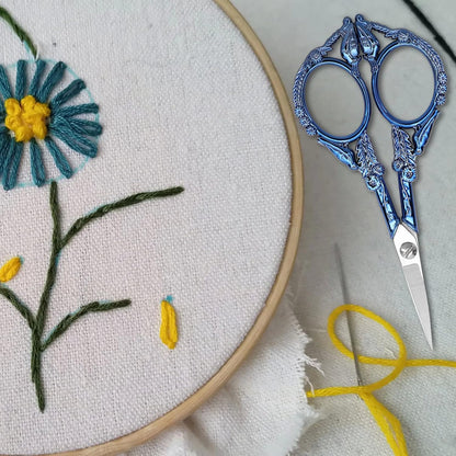 YOUGUOM Sewing Embroidery Scissors, Small Thread Scissor for Craft Artwork Needlework Yarn Knitting Detail Snips, Black Cute Bird Shears