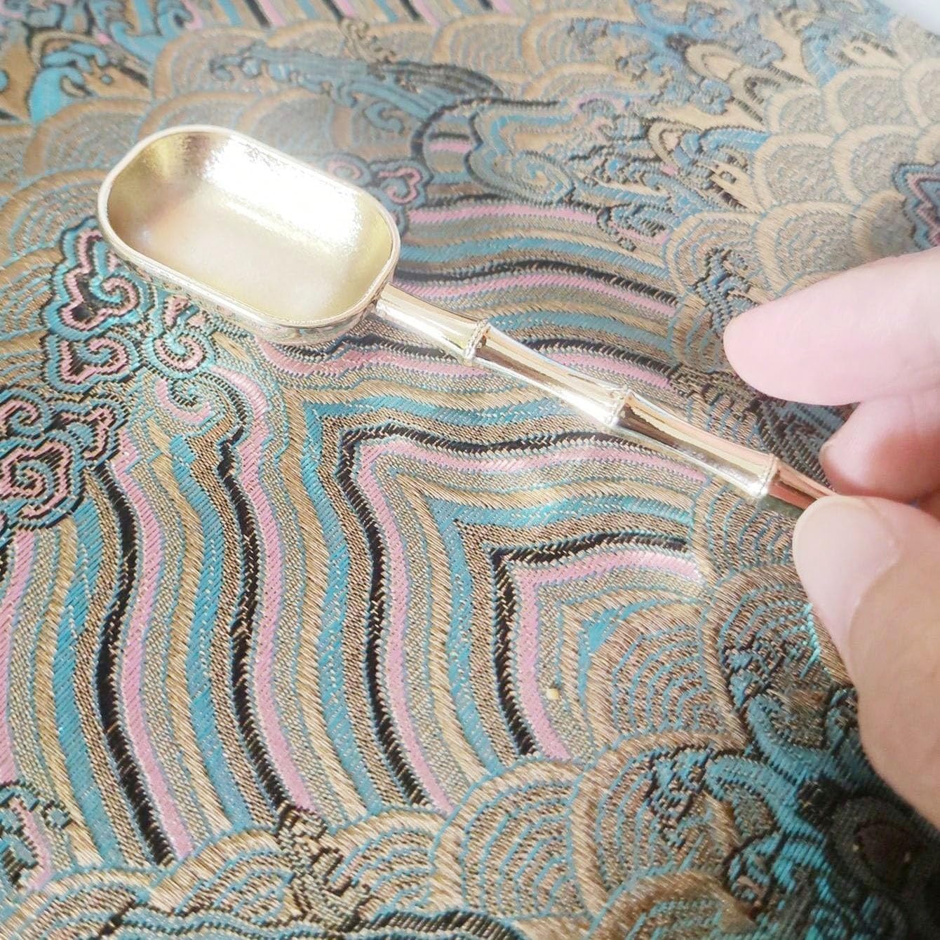 Measuring Spoons with Long Handle, Coffee Scoop, Tablespoon and Teaspoon Scoops Set of 2, Gold Art Style Metal