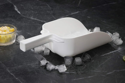 New Star Foodservice 34400 Polycarbonate Plastic Utility Ice Scoop, Clear, 12-Ounce