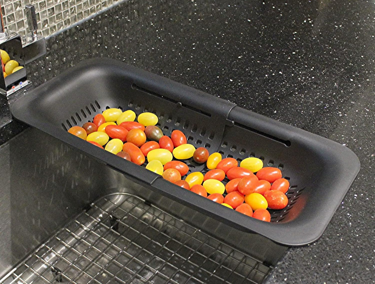 Over-the-Sink Expandable Colander – BPA-Free Collapsible Plastic Strainer for Fruits, Vegetables, Pasta & Dishes – 14.25" to 19.5" Adjustable Sink Basket – Black