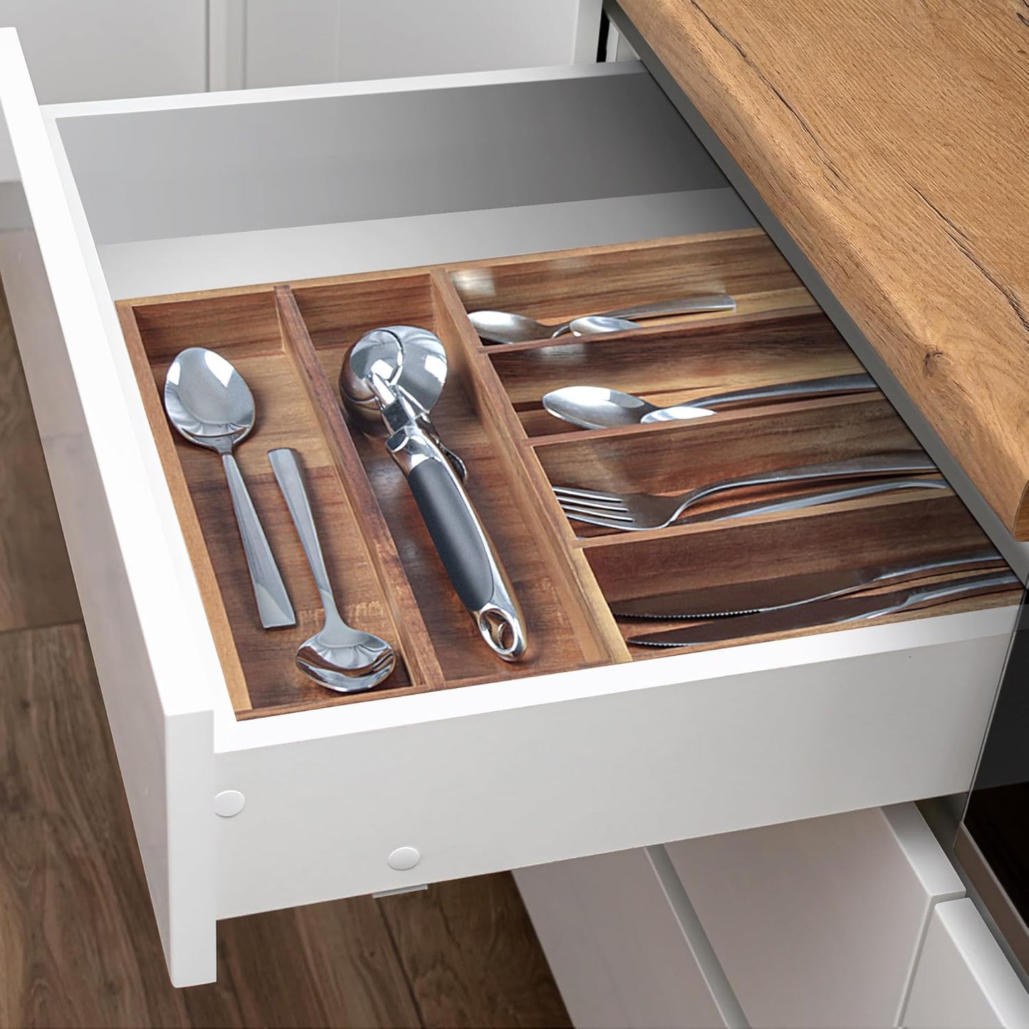 KITEISCAT Acacia Wood Expandable Silverware Organizer, Kitchen Utensil Drawer Organizer for Forks & Spoons, 8-Compartment Cutlery Tray, Flatware Holder