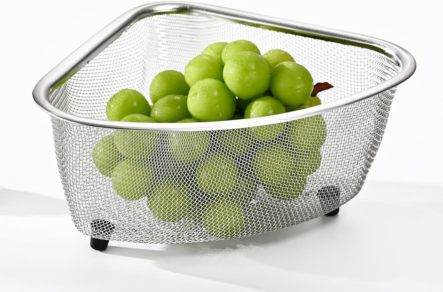 Fox Run Large Stainless Steel Colander, 5 Quart Pasta Strainer With Handles, 11” x 13.5” x 5”