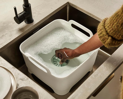 Joseph Joseph Wash & Drain Kitchen Dish Tub Wash Basin with Handles and Draining Plug, 9 liters/2.3 Gallons