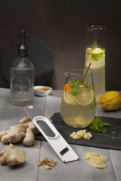 Microplane 3-in-1 Ginger Grater Tool - Black and Grey