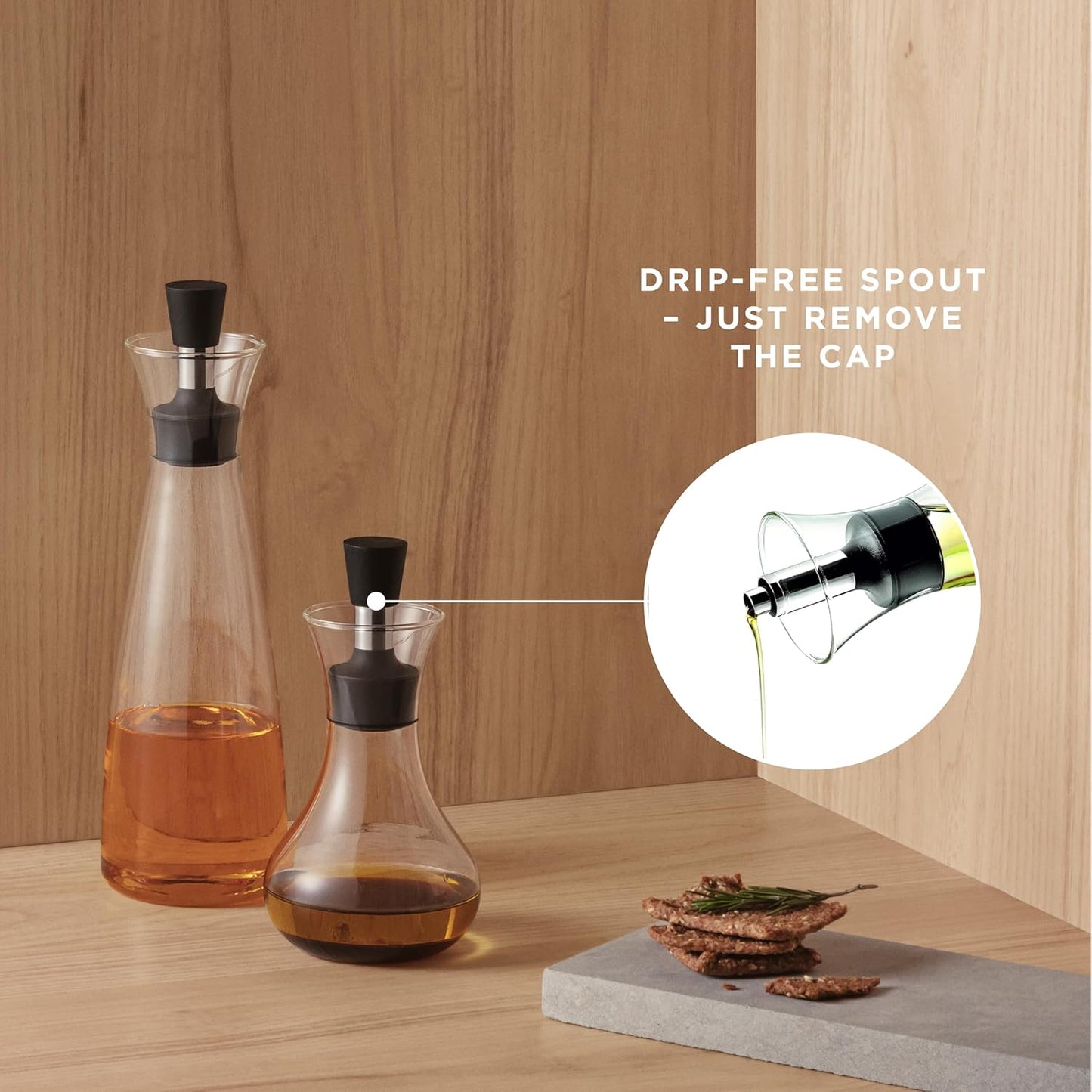 EVA SOLO | Dressing shaker 0.25l | Drip-free – no oil or dressing on the table | Oilflask & dressing shaker | Danish Design & Functionality | Tools Kitchen Gadgets & Accessories