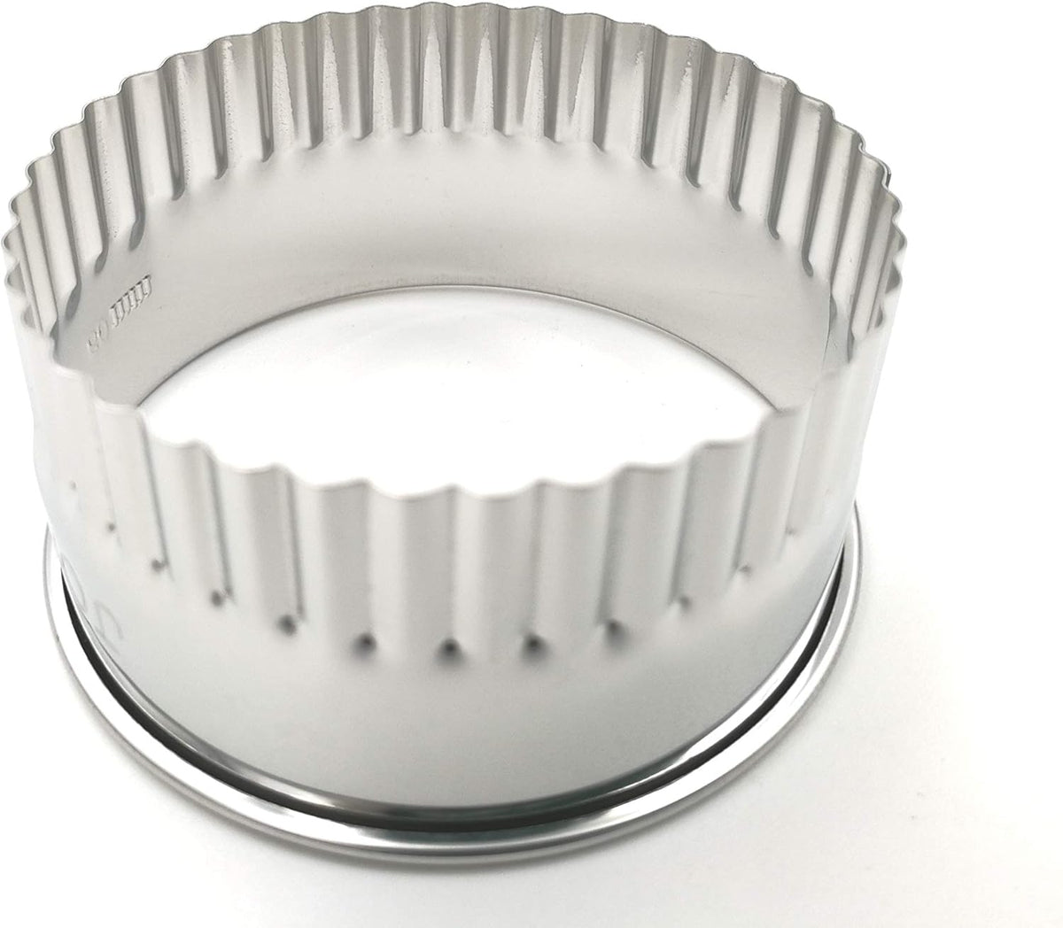 11 Piece Graduated Sizes Fluted Edge Round Pastry/Cookie Cutter Set Heavy Duty 18/8 304 Stainless Steel – Metal Engrave Size –Tin Storage Box for Scones, Pastries, Baking, Desserts, Muffins