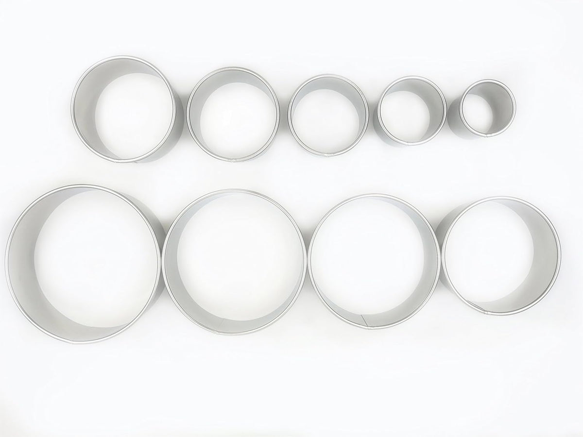 11 Piece Graduated Sizes Fluted Edge Round Pastry/Cookie Cutter Set Heavy Duty 18/8 304 Stainless Steel – Metal Engrave Size –Tin Storage Box for Scones, Pastries, Baking, Desserts, Muffins