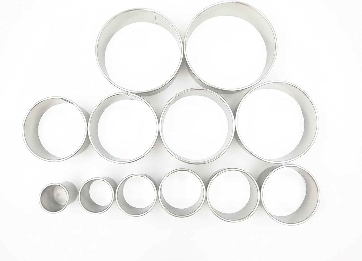 11 Piece Graduated Sizes Fluted Edge Round Pastry/Cookie Cutter Set Heavy Duty 18/8 304 Stainless Steel – Metal Engrave Size –Tin Storage Box for Scones, Pastries, Baking, Desserts, Muffins