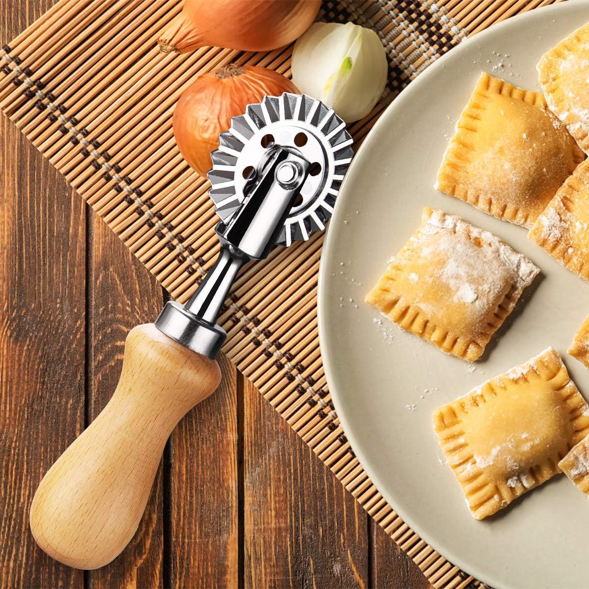 Pastry Wheel Cutter - Pasta Cutter Wheel - Ravioli Crimper Cutter Wheel for Home and Kitchen Use, 1.3inch