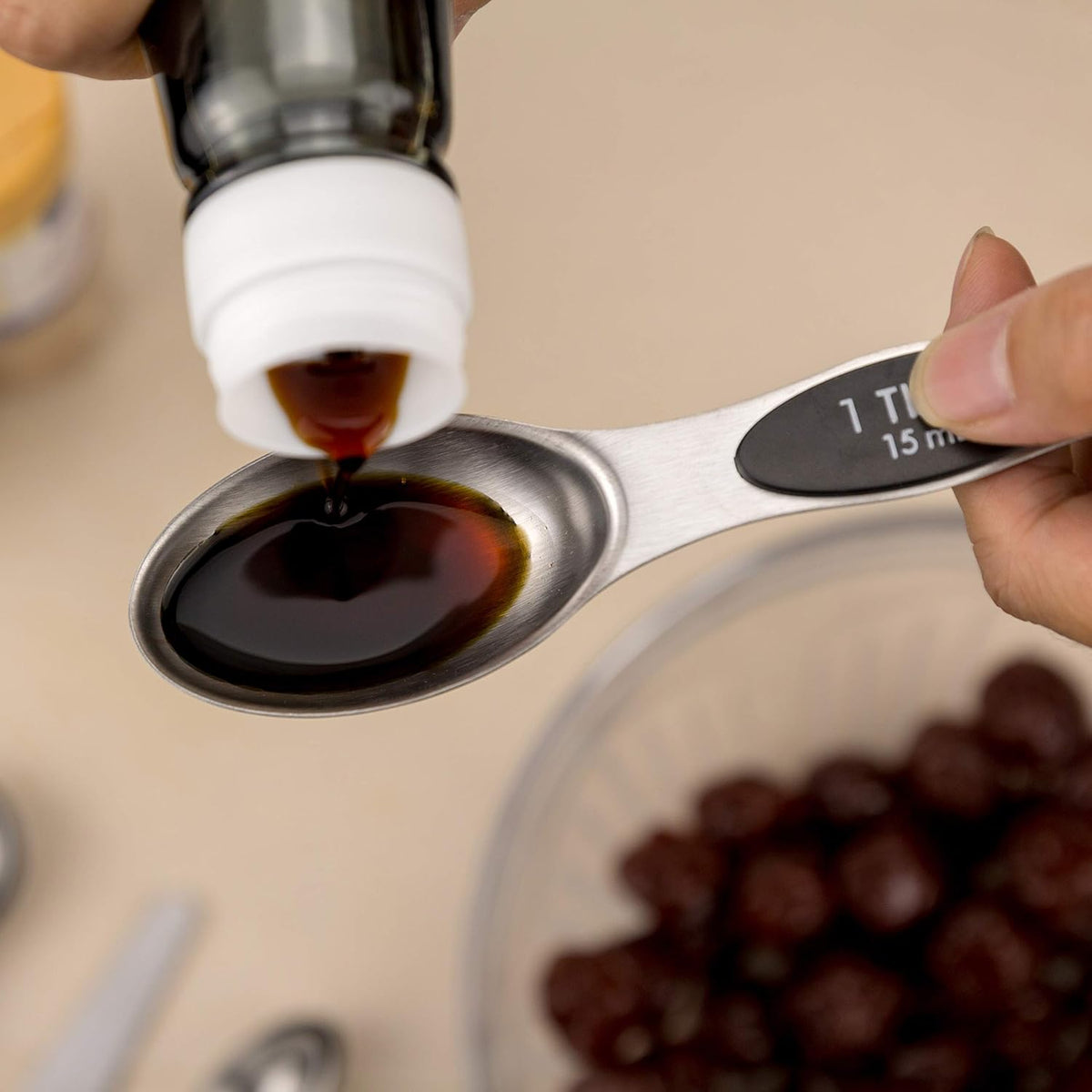 Measuring Cups and Magnetic Measuring Spoons Set, Stainless Steel 5 Cups and 7 Spoons and 1 Levele (Black)