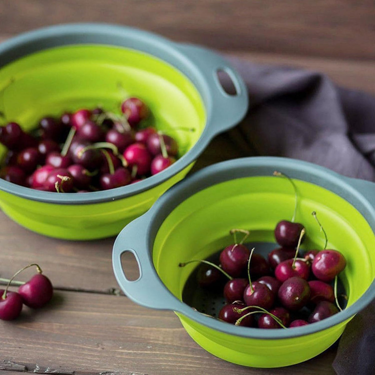 ONFAMICO Collapsible Colander Set of 3 - Heat Resistant Washing and Draining of Vegetables Fruits Pasta - Perfect for Kitchen and Travel Use (3PCS-Green)