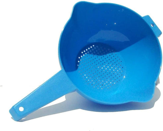 2 Quart Colander Strainer with Handle in Blue