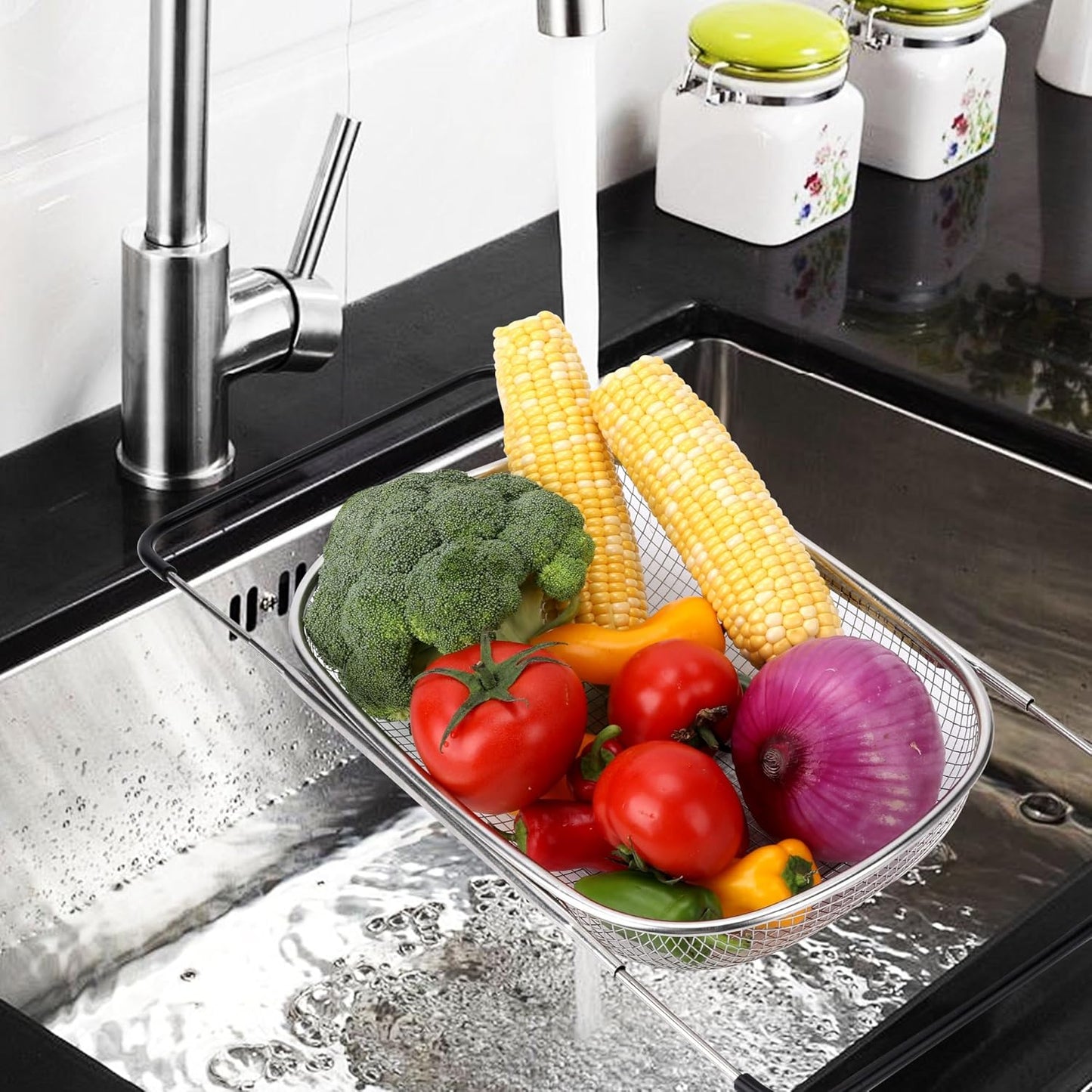 ZDRongZhen Kitchen Accessories Over the Sink Colander Strainer Basket，Stainless Steel Colander with Expandable Rubber Grip Sink Drainer-Rinse Vegetables Fruits &Strain&Drain (Medium-grid)