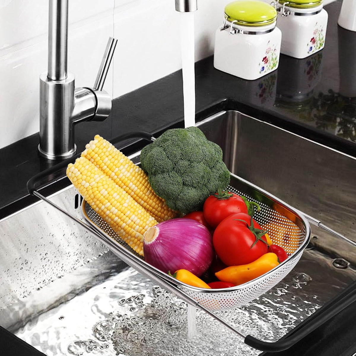 ZDRongZhen Kitchen Accessories Over the Sink Colander Strainer Basket，Stainless Steel Colander with Expandable Rubber Grip Sink Drainer-Rinse Vegetables Fruits &Strain&Drain (Medium-grid)