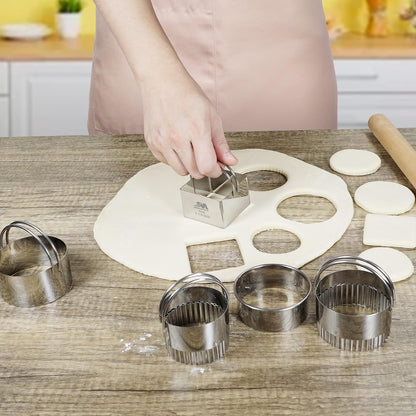 5 Pieces Circle Biscuit Cutter,Professional Stainless Steel Round Cookies Mold Tool with Handle for Baking GIFT Package