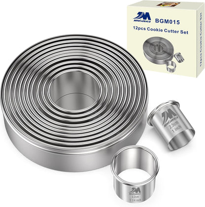 5 Pieces Circle Biscuit Cutter,Professional Stainless Steel Round Cookies Mold Tool with Handle for Baking GIFT Package