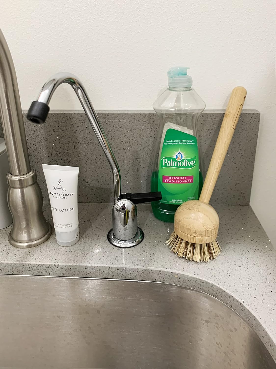 Long Coconut Dish Brush Plant-Based Vegan for Kitchen Bathroom Cleaning Produce Washing Dishes (Long Dish Brush & Coconut Brush Head)
