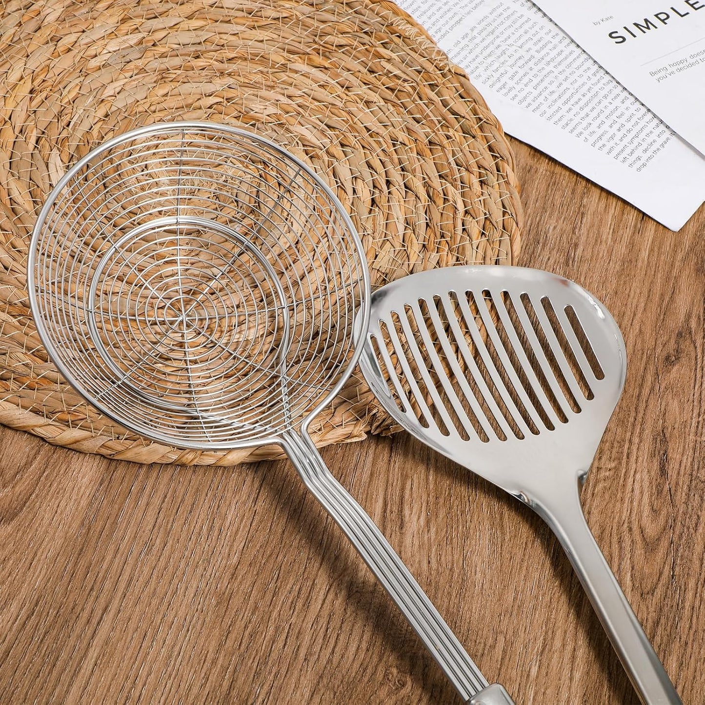 2Pcs Versatile Stainless Steel Spider Strainer Solid Kitchen Strainer Ladle with Long Handle, Kitchen Gadgets for Cooking and Frying, Ladle Spider Strainers Skimmer for Pasta, Noodle, Spaghetti