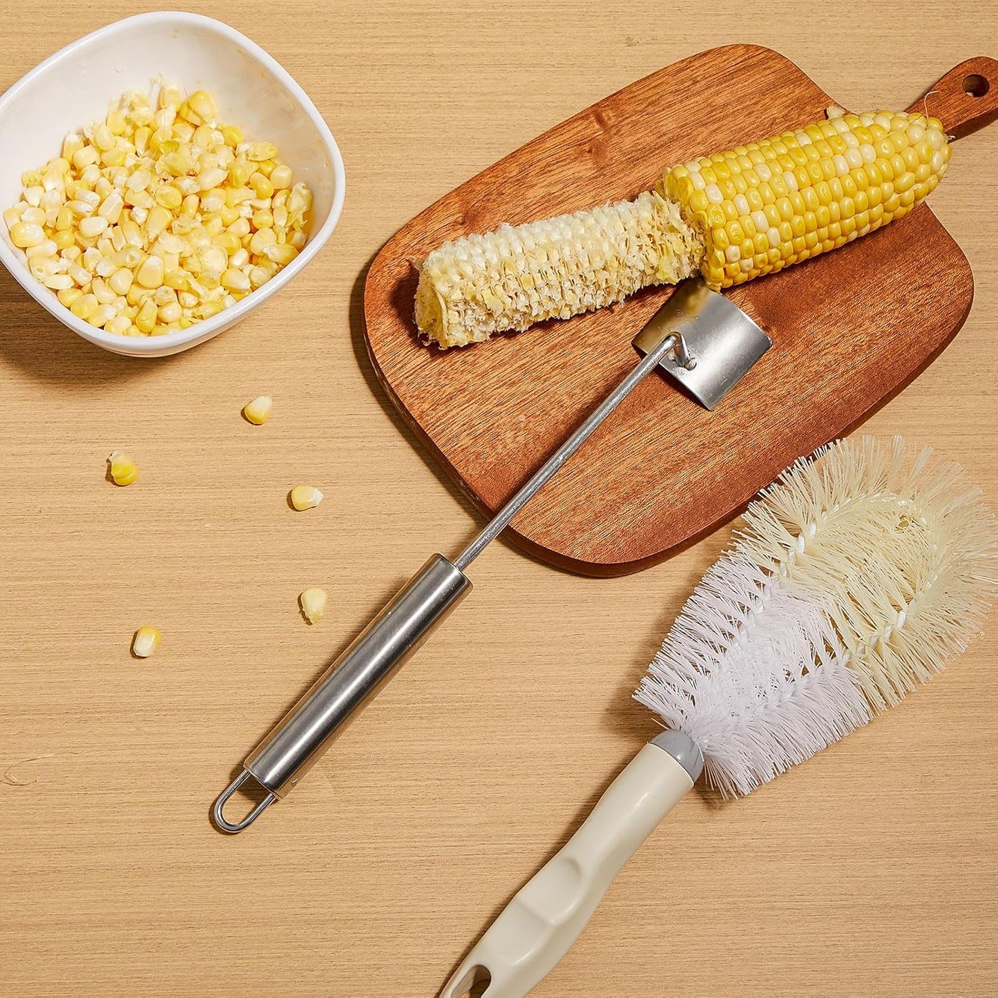 Nuogo Corn Peeler with Corn Silk Remover Stainless Steel Stripping Tool for Home & Outdoor Barbecue