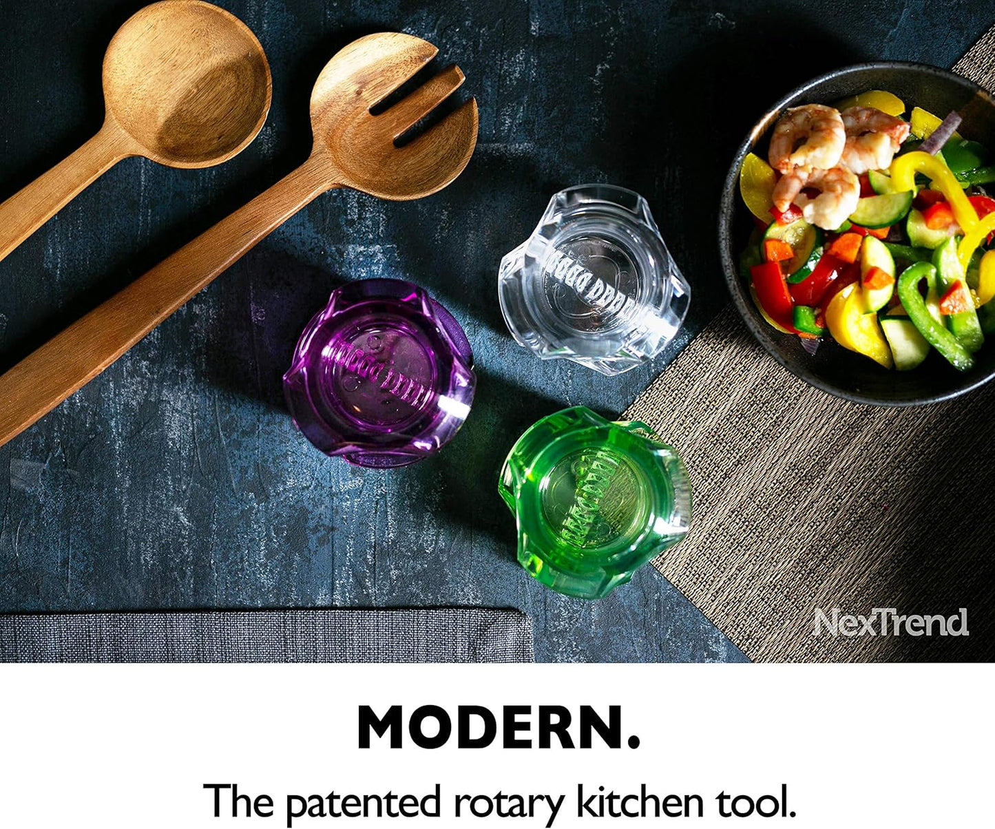Nextrend Garlic Twister 4th Gen – Garlic Mincer & Garlic Press in One, for Ginger, Herbs, Nuts & more, BPA-Free, Dishwasher Safe, 3–5 Clove Capacity - Green