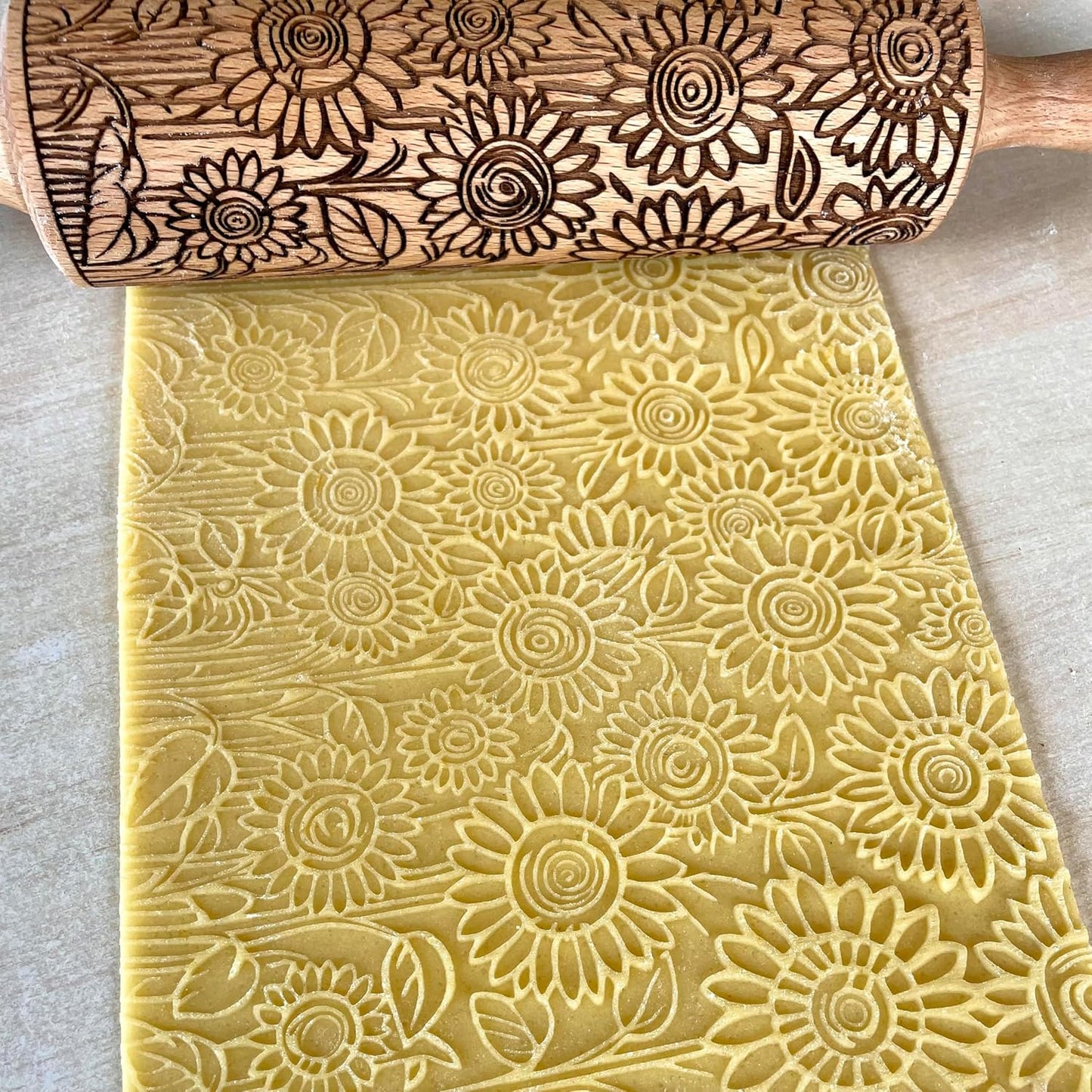 BEEHIVE Embossing Rolling Pin with Pattern. Laser Engraved Embossing Dough Roller for Homemade Cookies and Pottery by Algis Crafts
