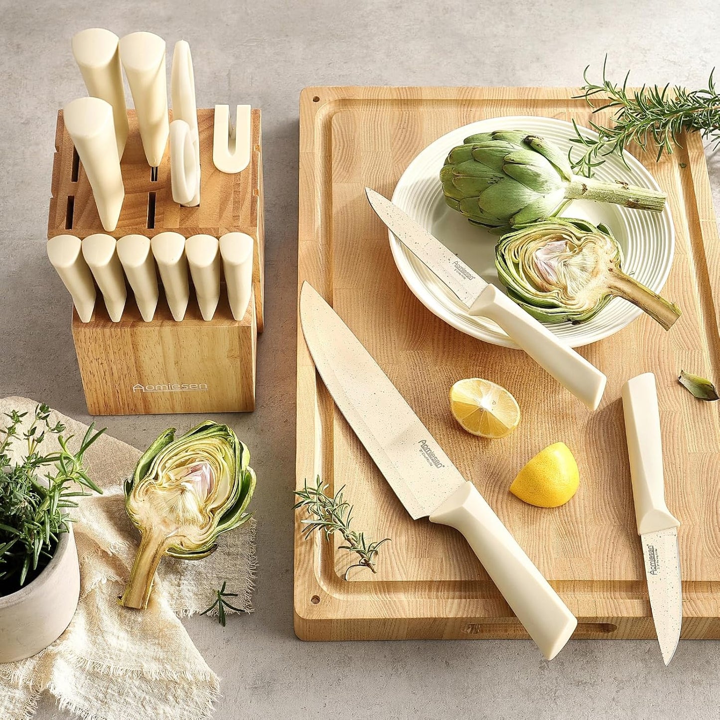Stainless Steel Knife Set, Knife Block Sets with Built-in Sharpener,15-Piece Block Set with Block and Ergonomic Handles