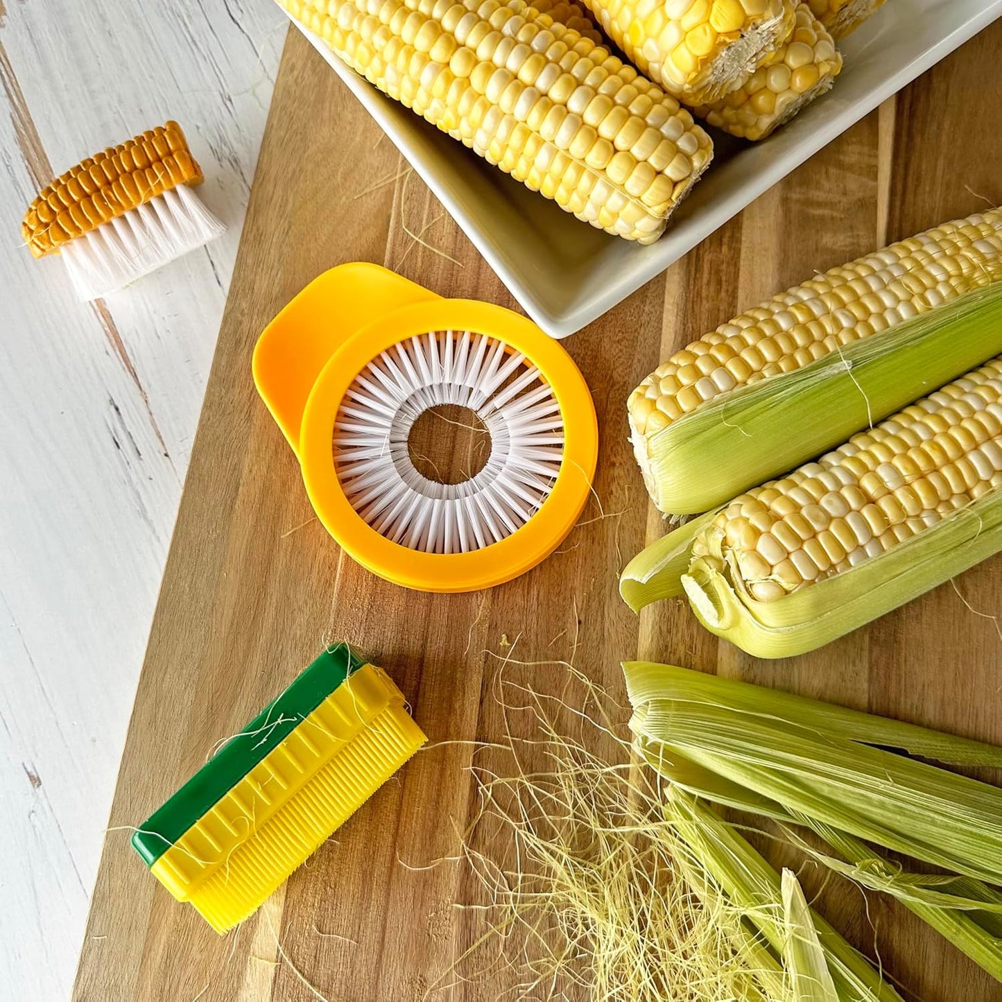 R&M Corn De-Silking Brush, Vegetable Brush, Easy to Hold, Small, Yellow