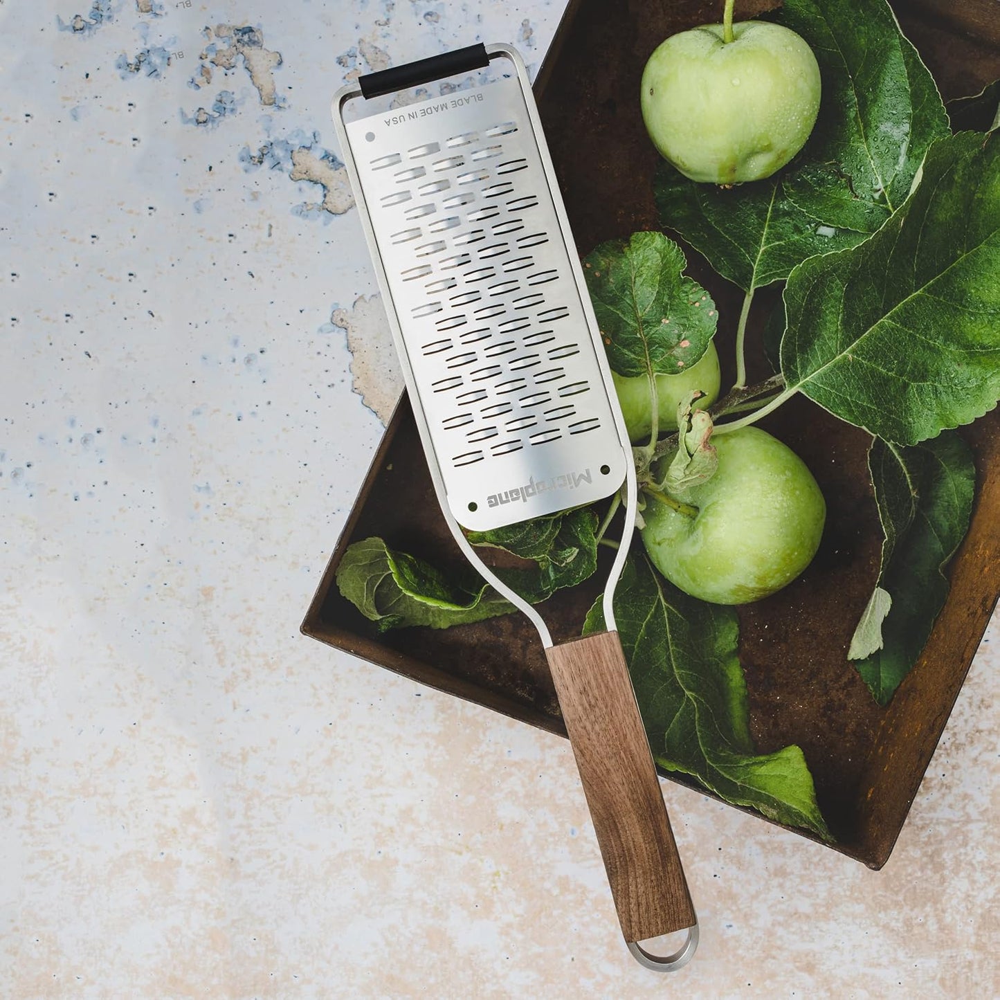 Microplane Master Series Ribbon Grater, Stainless Steel, Walnut Wood, 30 x 6.8 x 2 cm