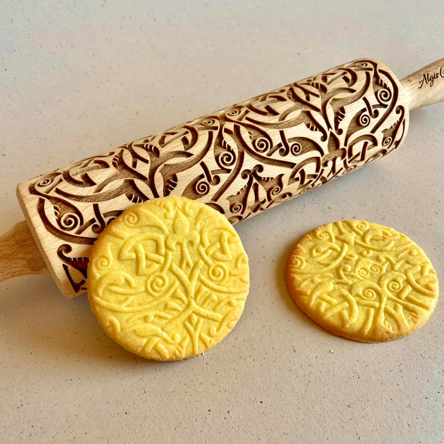 BEEHIVE Embossing Rolling Pin with Pattern. Laser Engraved Embossing Dough Roller for Homemade Cookies and Pottery by Algis Crafts
