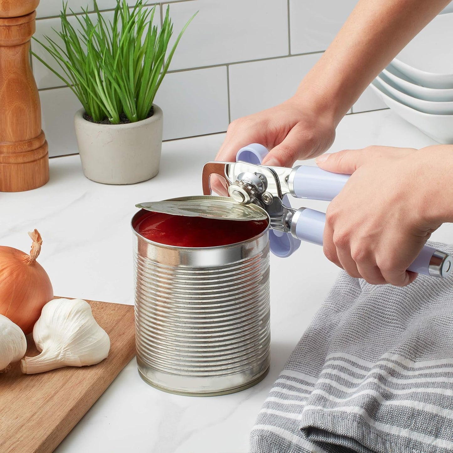 KitchenAid Classic Multifunction Can Opener and Bottle Opener Easy to Use, Razor Sharp Stainless Steel Cutting Wheel, Soft Ergonomic Handles, Black