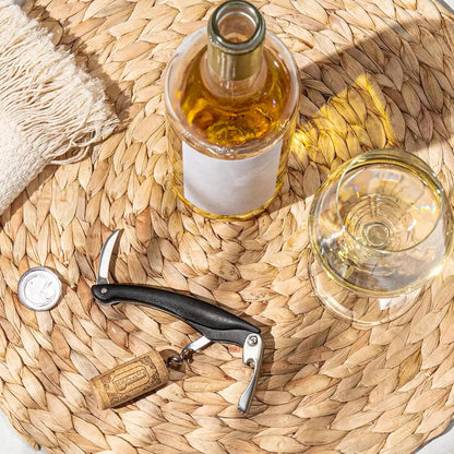 Vacu Vin Winged Corkscrew – Classic Two-Arm Wine Opener with Built-In Bottle Opener – Easy Cork Removal – Durable, Ergonomic Wine Bottle Opener – Ideal for Home, Kitchen & Bar Use