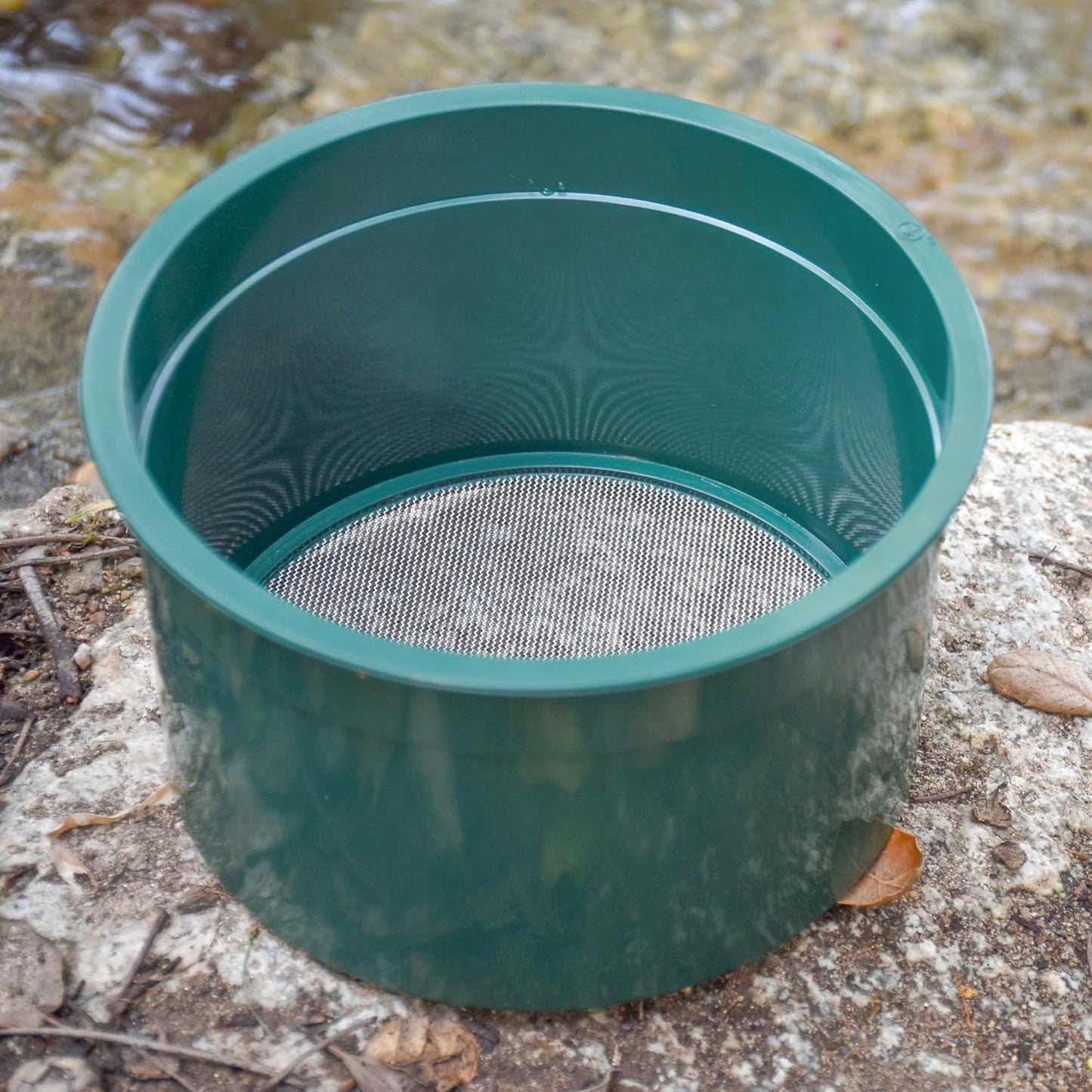 SE 5.5 Inch Mini Stackable Classifier Gold Prospecting Pan - 50 Holes/Square Inch Stainless Steel Mesh Sifting Pan, Green