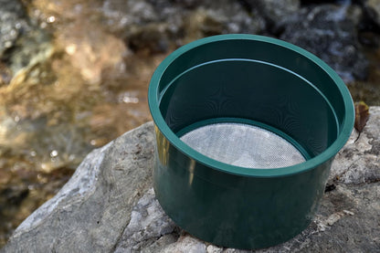 SE 5.5 Inch Mini Stackable Classifier Gold Prospecting Pan - 50 Holes/Square Inch Stainless Steel Mesh Sifting Pan, Green