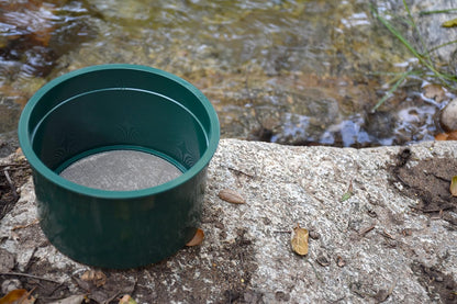 SE 5.5 Inch Mini Stackable Classifier Gold Prospecting Pan - 50 Holes/Square Inch Stainless Steel Mesh Sifting Pan, Green