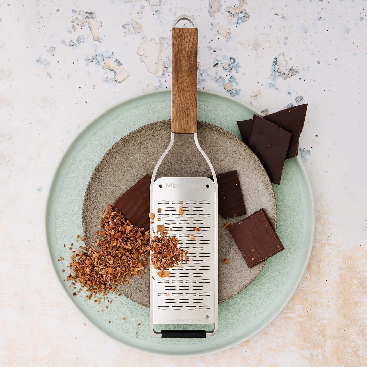 Microplane Master Series Ribbon Grater, Stainless Steel, Walnut Wood, 30 x 6.8 x 2 cm