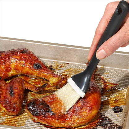 OXO Good Grips Natural Pastry Brush | Natural Boar Bristles | Non-slip Grip | Dishwasher Safe | Ideal for Butter, Oil, and Baking