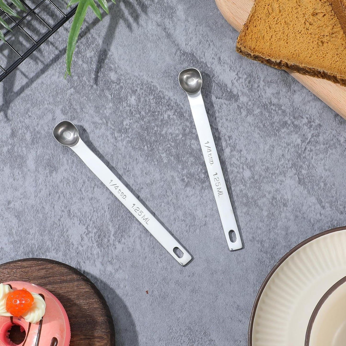 Tyqour 2PCS 1/4 Teaspoon Measuring Spoon Small Mini Stainless Steel Long Handle Measuring Spoons (1/4 Tsp | 1.25 Ml | 1.25 Cc) Teaspoons Measuring Spoon Measuring Teaspoons
