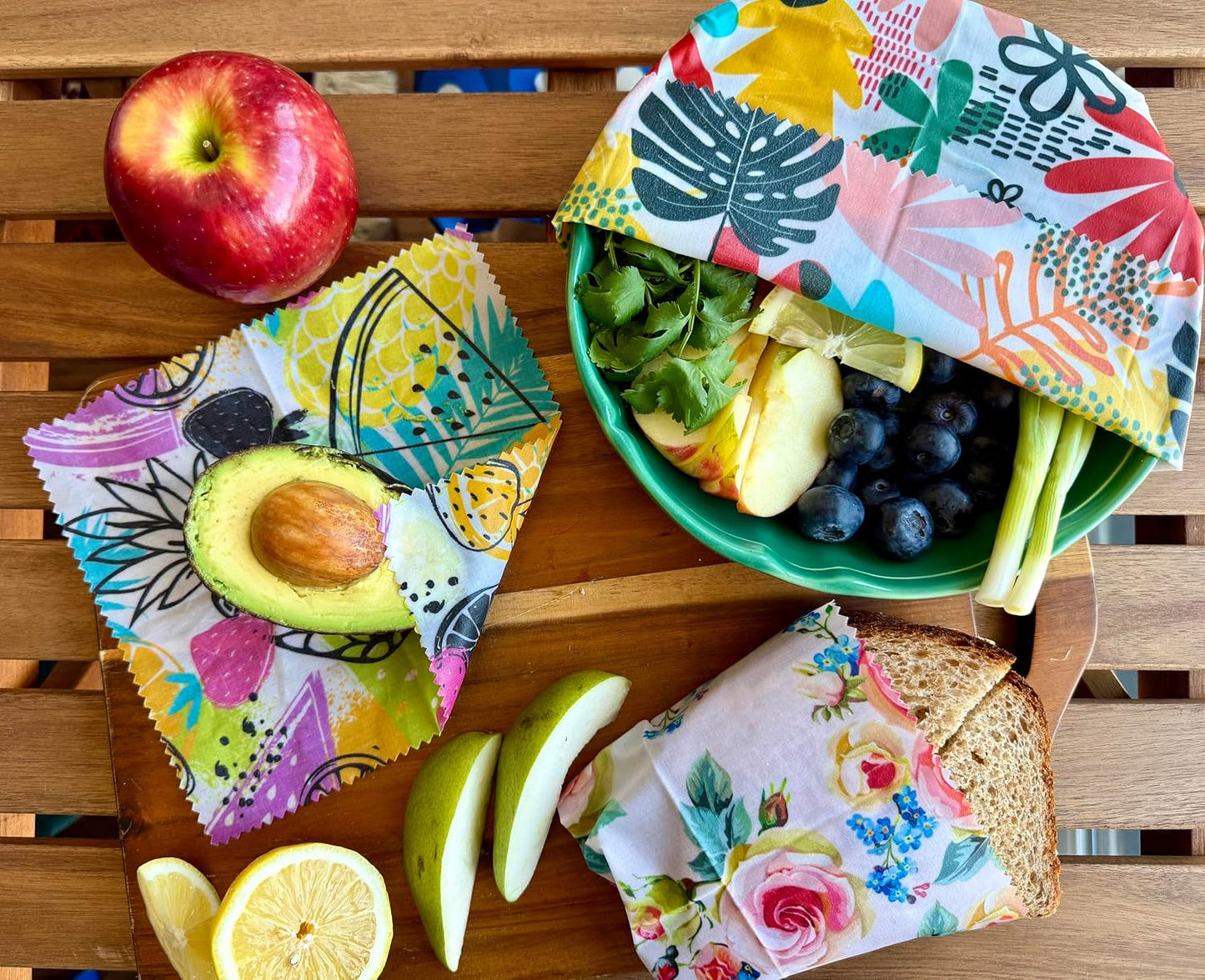 Beeswax Food Wraps (3-Pack S/M/L) – Reusable & Washable Food Storage Wraps, Plastic-Free Alternative for Sandwiches, Produce & Bowls