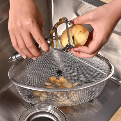 Fox Run Large Stainless Steel Colander, 5 Quart Pasta Strainer With Handles, 11” x 13.5” x 5”