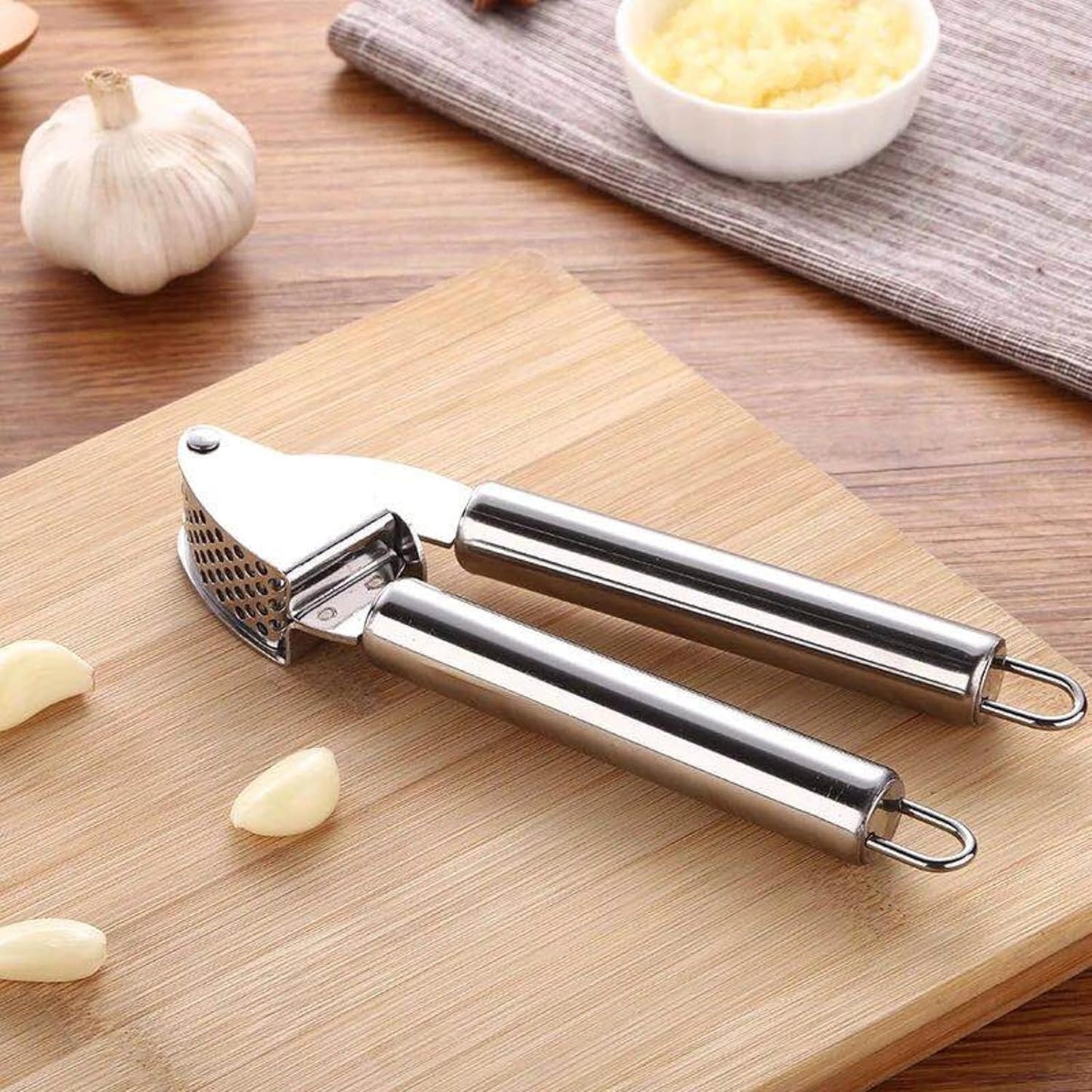 Generic Premium Garlic Press Set - Rust proof, dishwasher safe, easy-squeeze, ergonomic handle (Stainless steel "" Silver""), Standerd, STGPM-1