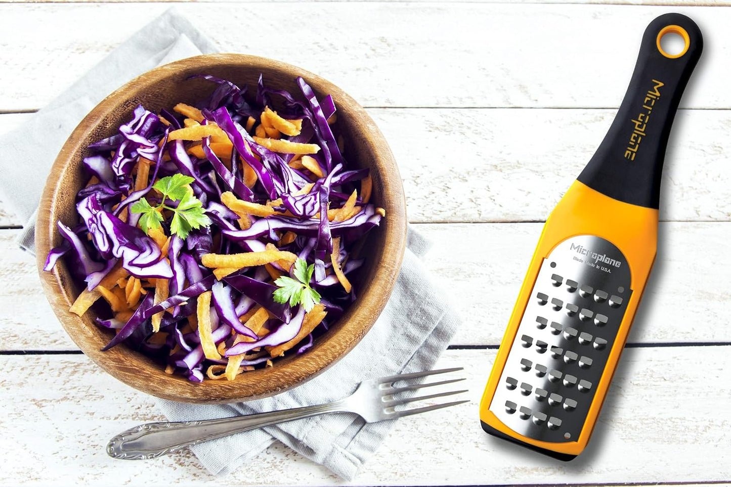 Microplane Artisan Series Cheese Grater and Zester (Extra Coarse, White)