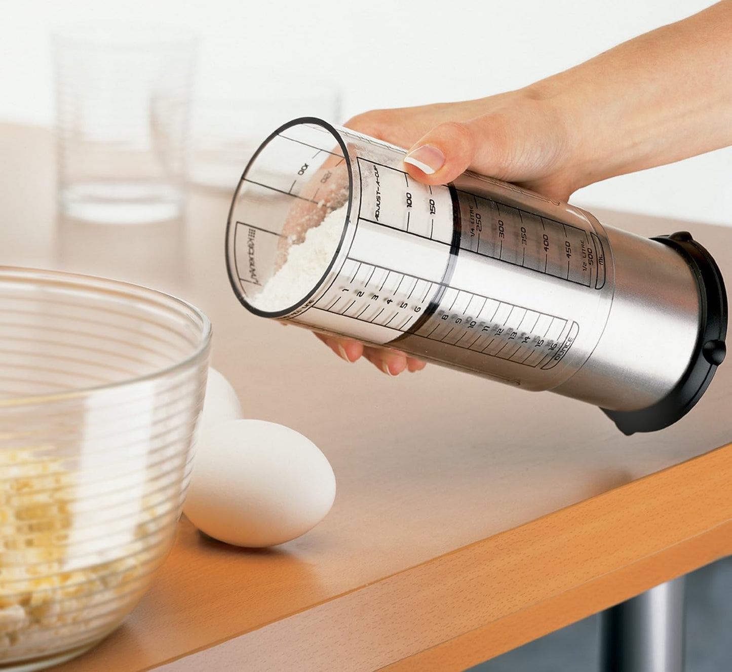 Professional Series 2 Cup Adjust-A-Cup, Champagne Satin, Adjustable, 1/8 to 2-Cup