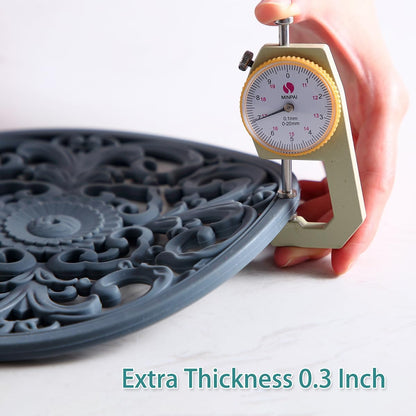 Extra Thick Silicone Trivet Mat for Hot Dishes, Hot Pots and Pans, Pot Holder, Hot Pad to Protect Your Table and Countertop, Kitchen Decor and Accessories,Black,Set of 3