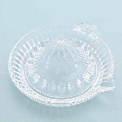 Toyo Sasaki Glass P-SGK-101-N Juicer/Squeezer, Clear, 5.5 x 5.6 x 2.8 inches (13.9 x 14.3 x 7 cm), Round, Lemon Squeezer, Dishwasher Safe, Made in Japan