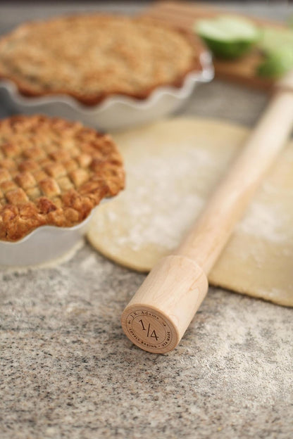 Lovely Maple Wood Rolling Pin, 18-inches by 1-3/4-inches by 1/4-inches, Off-White
